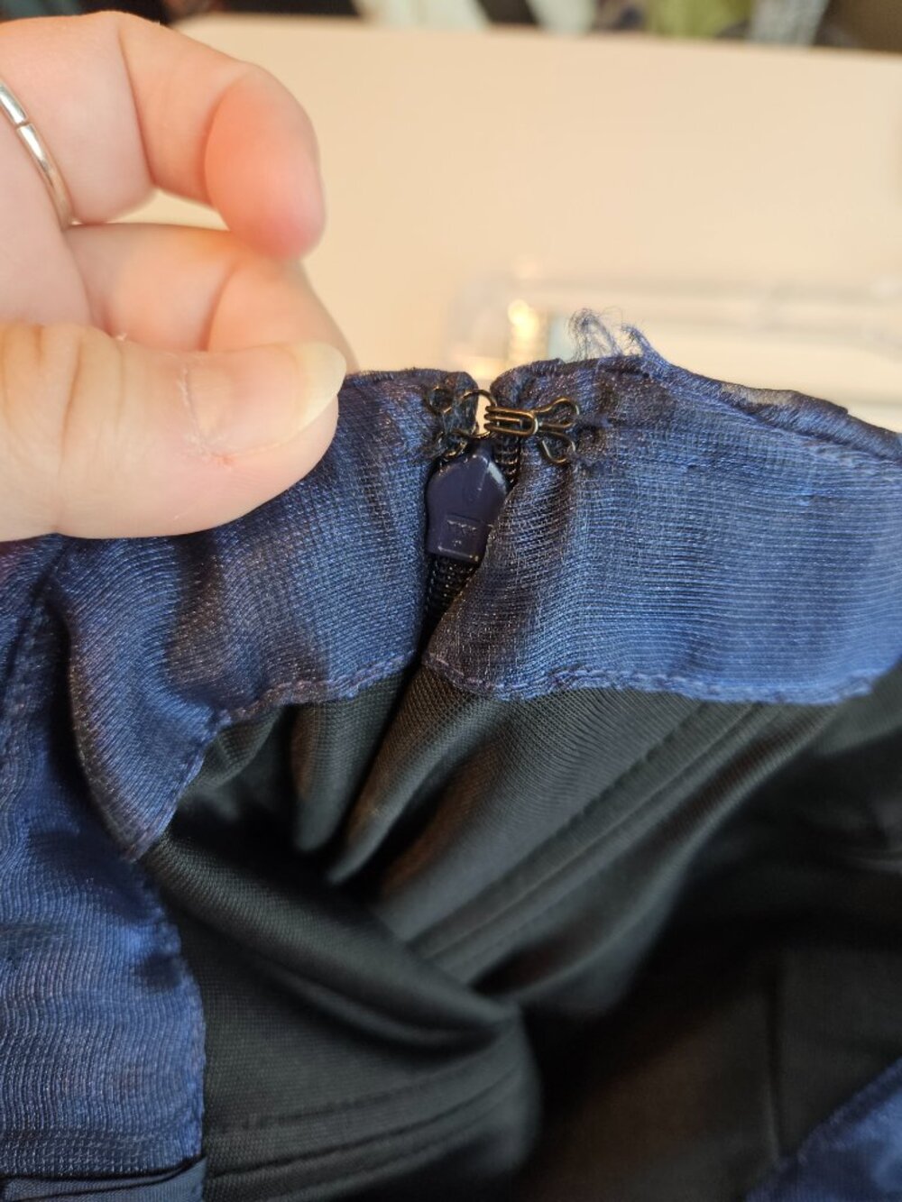 Theia Strapless Ruched Tulle Cocktail Dress Navy Blue Women's Size 6 Evening - Picture 7 of 12